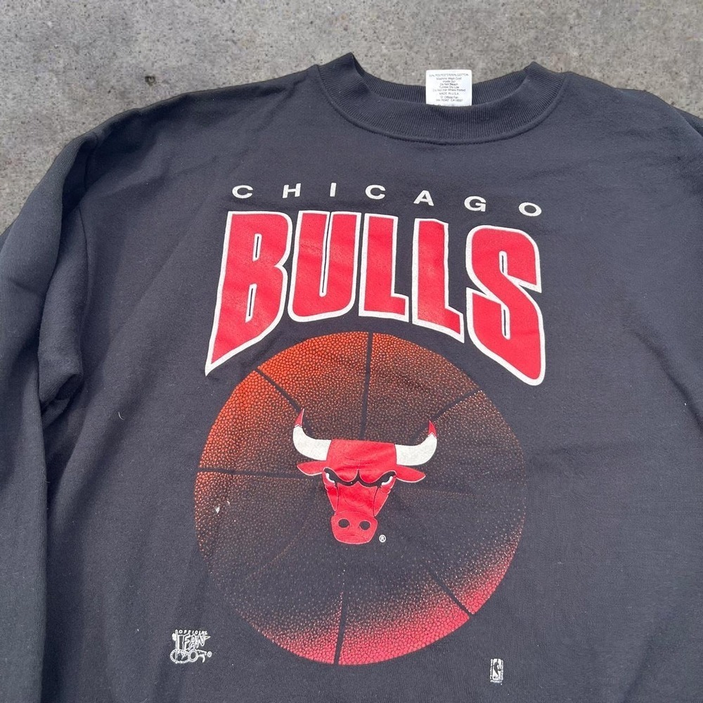 Vintage Chicago Bulls 90s NBA Crewneck Sweatshirt Graphic Basketball Mens XL
